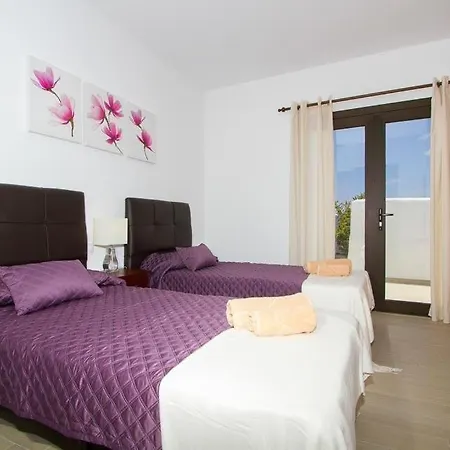 Puerto Del Carmen Sleeps 8 Pool Wifi فيلة *